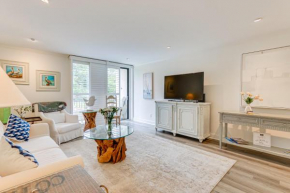 Walk to Pier and Golf Heart of Harbour Town Condo